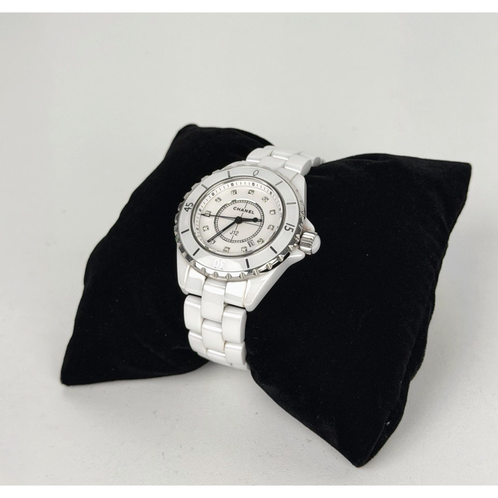 Chanel Watch J12 H1628 White Ceramic Quartz Diamond Hour Markers